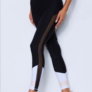 Sarah’s Day X White Fox Fearless leggings